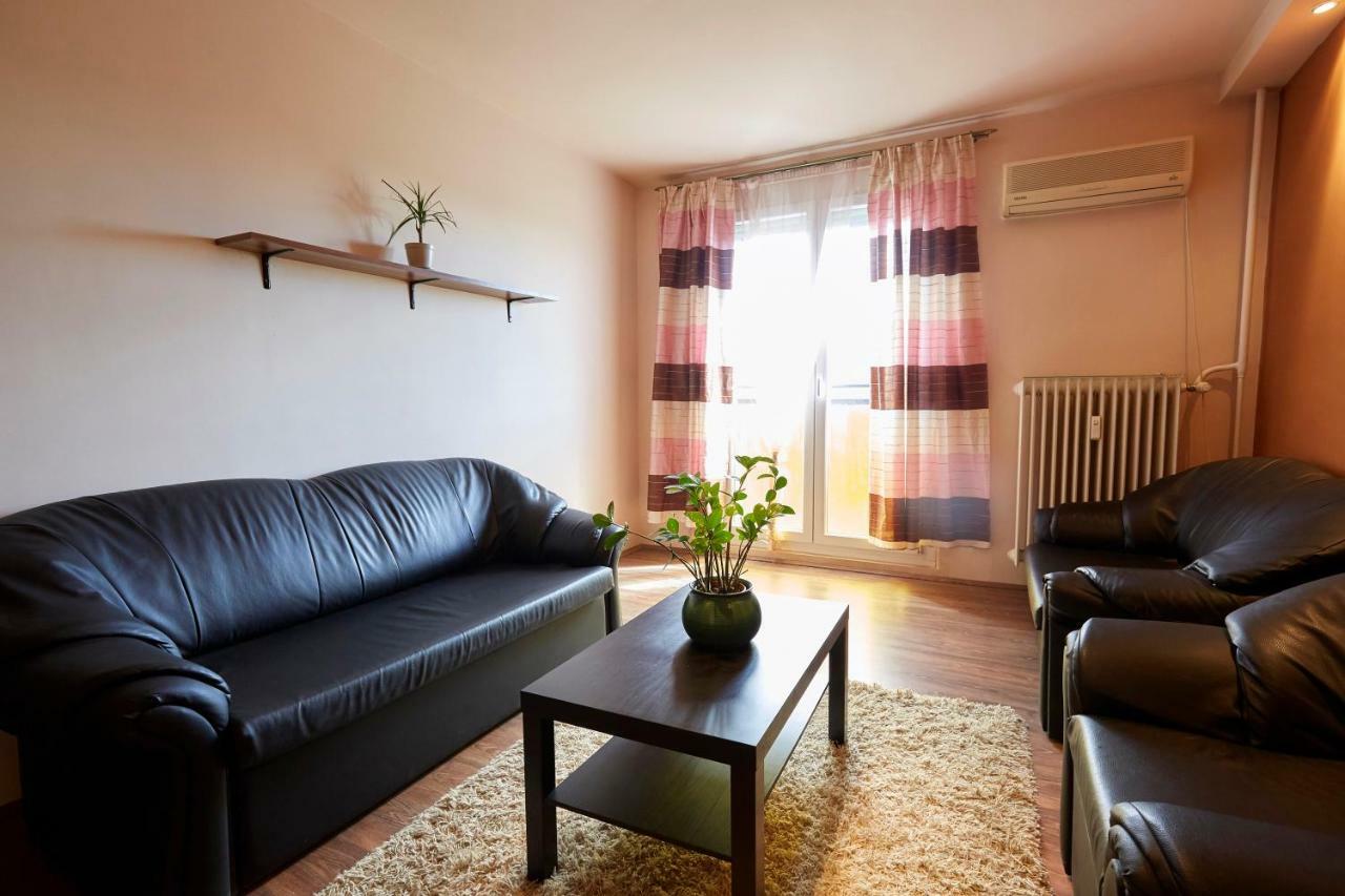 Egyetemvaros - A. Apartman Beci Exterior foto